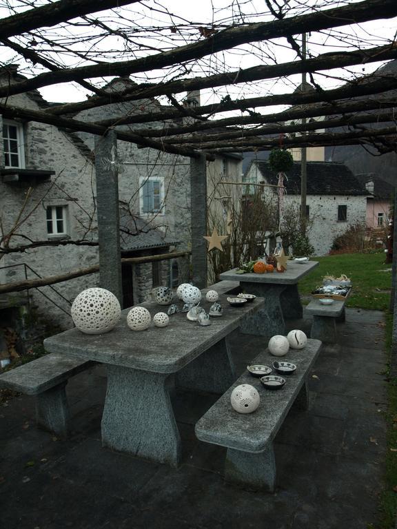 Pensione Ca' Serafina Lodano Bagian luar foto