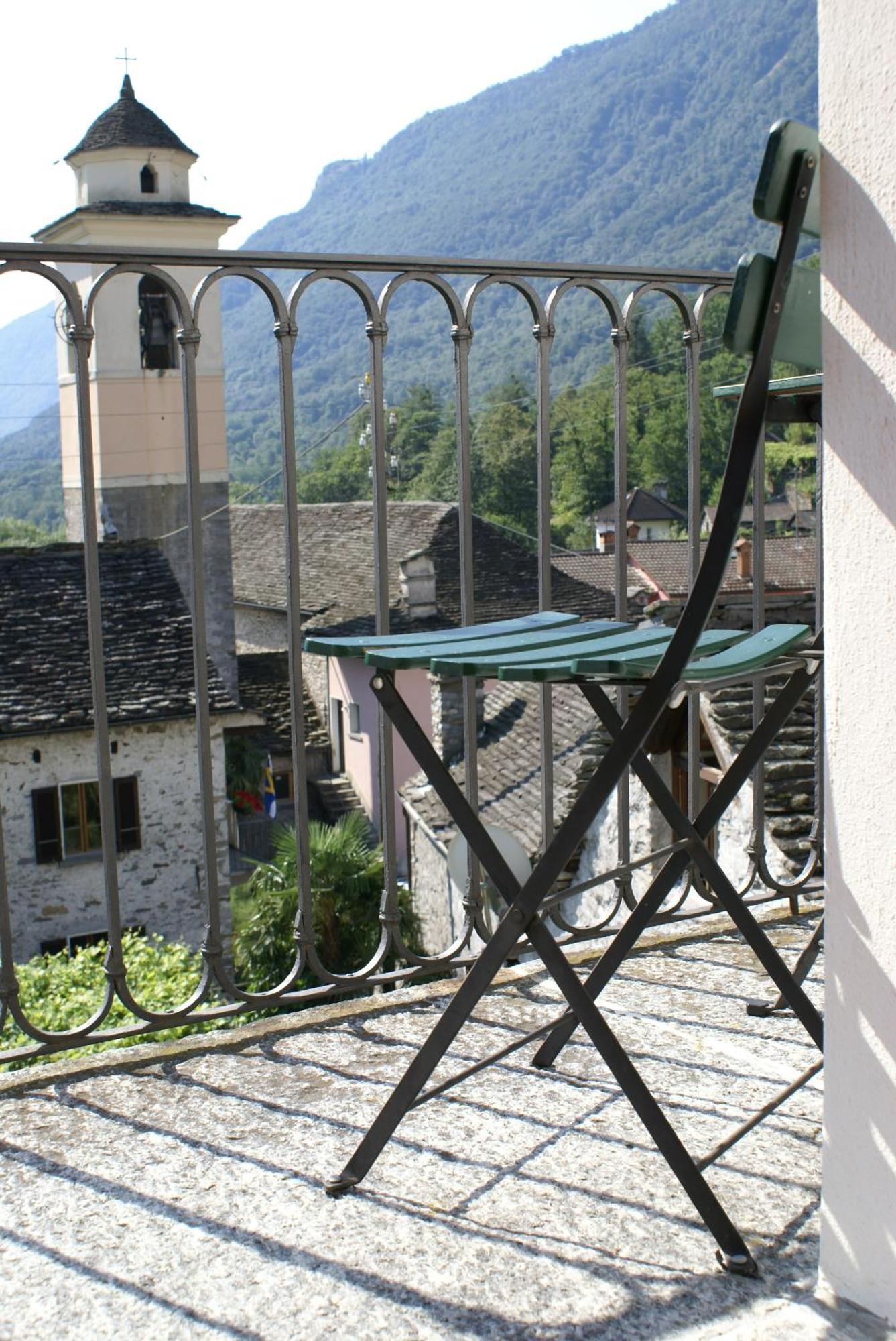 Pensione Ca' Serafina Lodano Bagian luar foto