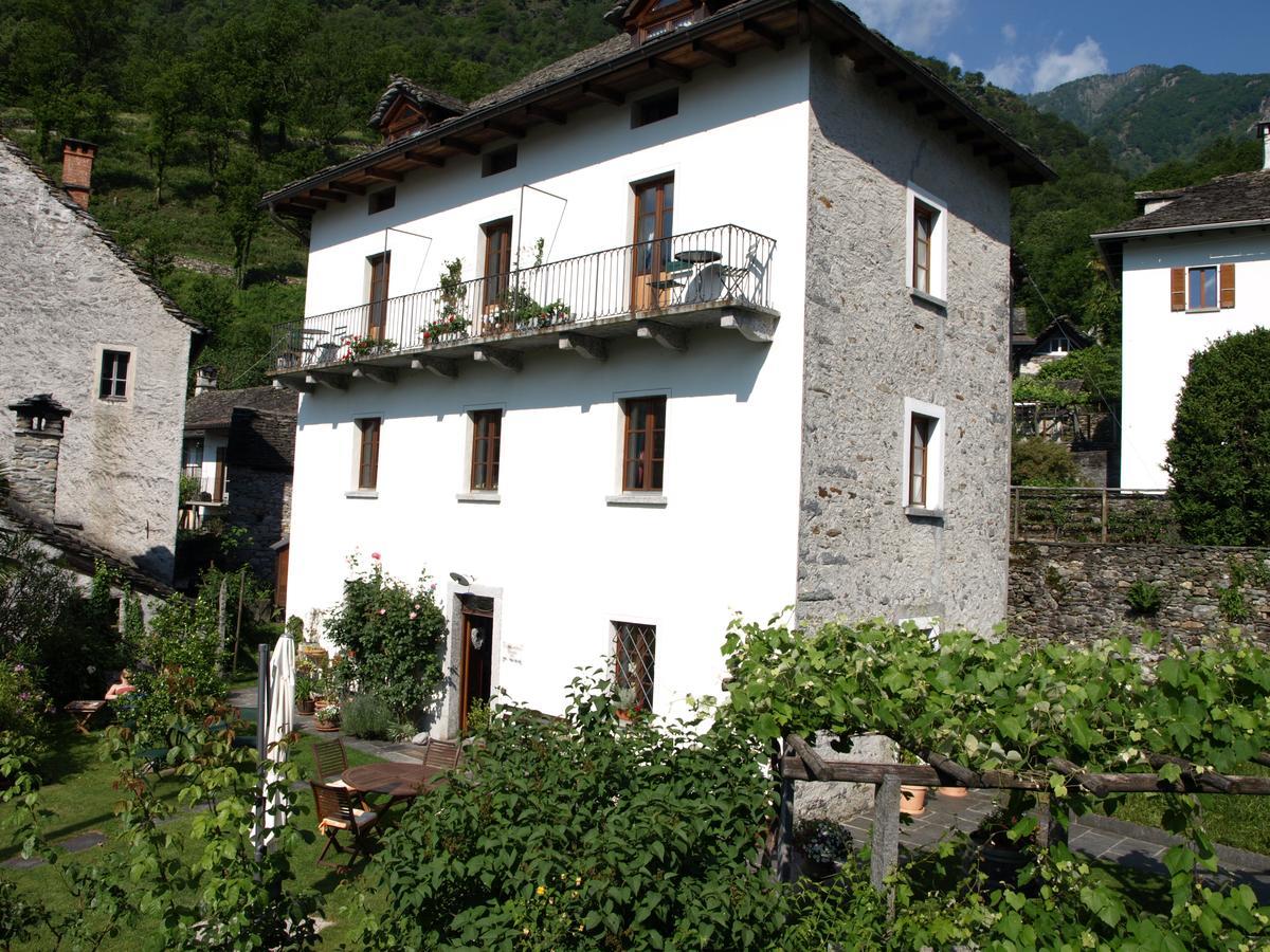 Pensione Ca' Serafina Lodano Bagian luar foto